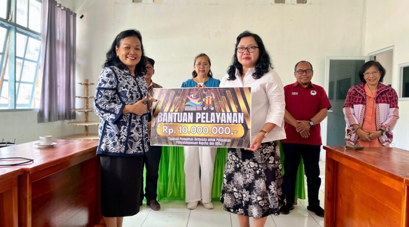 Panitia Pertemuan Raya Perempuan Gereja (PRPrG) PGI Makale, Salurkan Bantuan untuk Penguatan Pelayanan dan Pembangunan